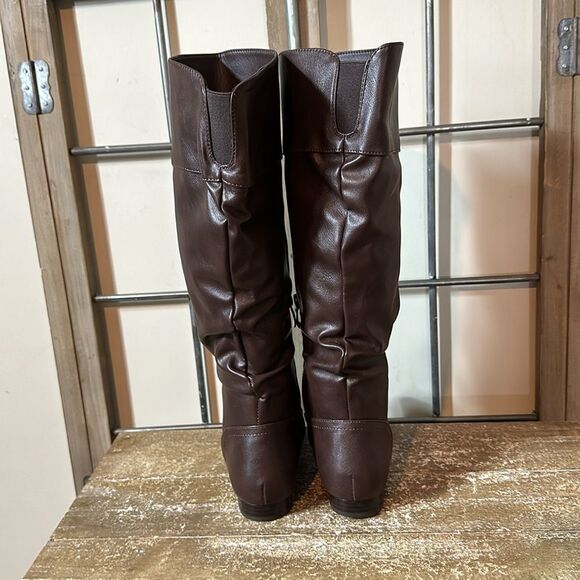 Brown leather boots with ID card holder inside size 7 1/2 new - Picture 3 of 5